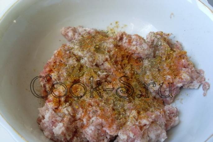 Comment préparer des galettes de pommes de terre salées'ясом усередині - рецепт, перевірений часом Як приготувати м'ясні драники