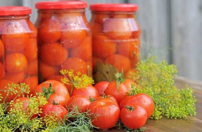 Pomidorai su aspirinu žiemai – receptai, stebinantys savo paprastumu ir skanumu